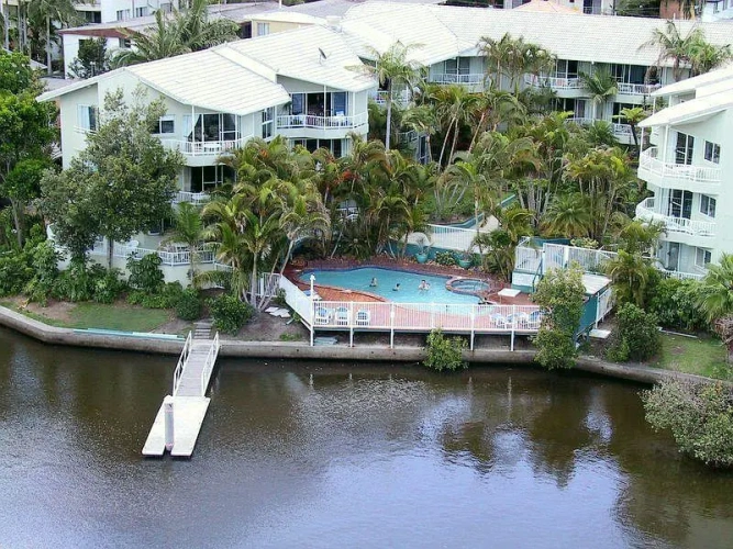 1 Bedroom Quadruple Apartment
