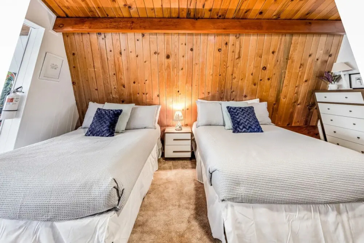 Cub Cabin #471