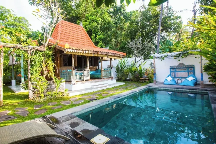 Deluxe Villa