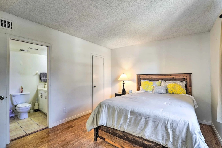 Las Vegas Condo: Explore The Strip & Downtown