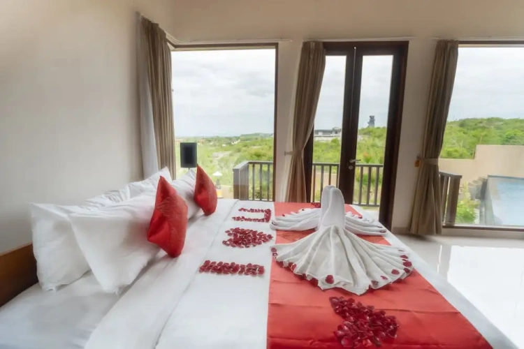 4 Bedrooms Family Villa with balcony