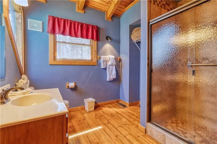 Mountain Glory 1- One Bedroom Cabin