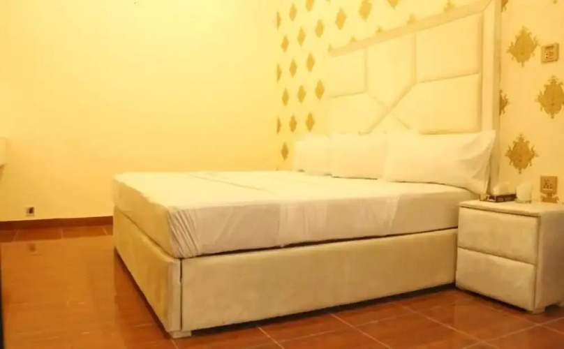 Hotel De Smart Multan