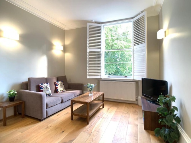 Deluxe Apartment