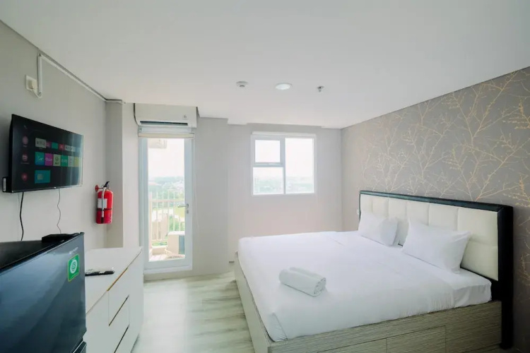 Minimalist Designed And Nice Studio At Bintaro Icon Apartment