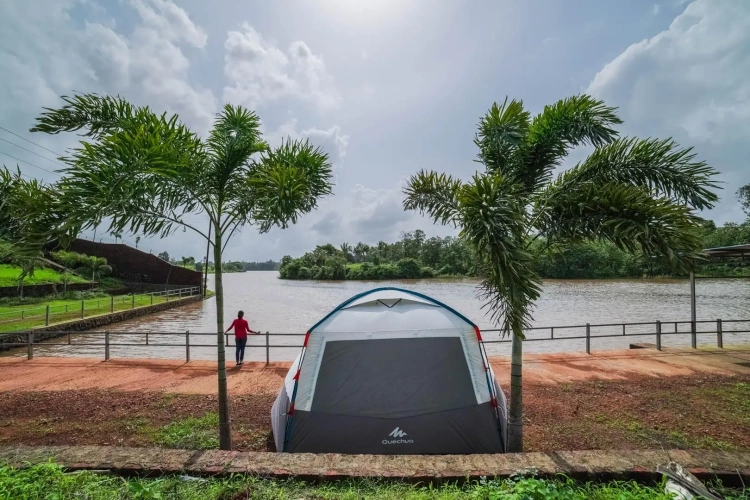 Tent