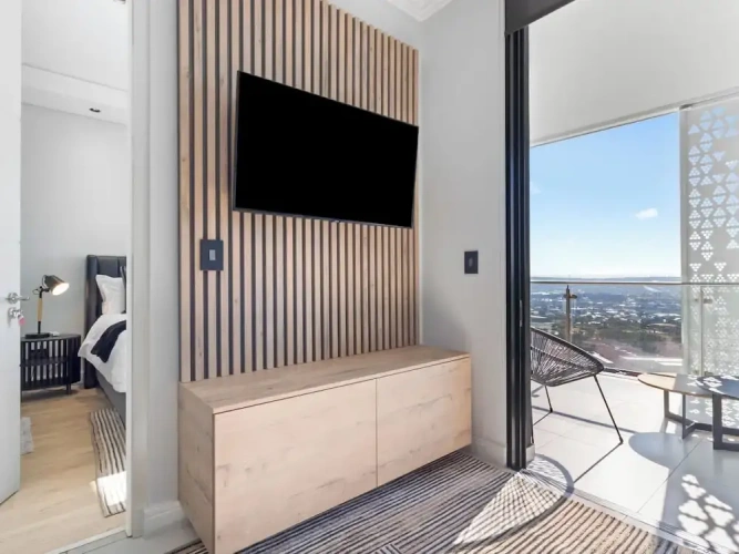 1 Bedroom Apartment with balcony