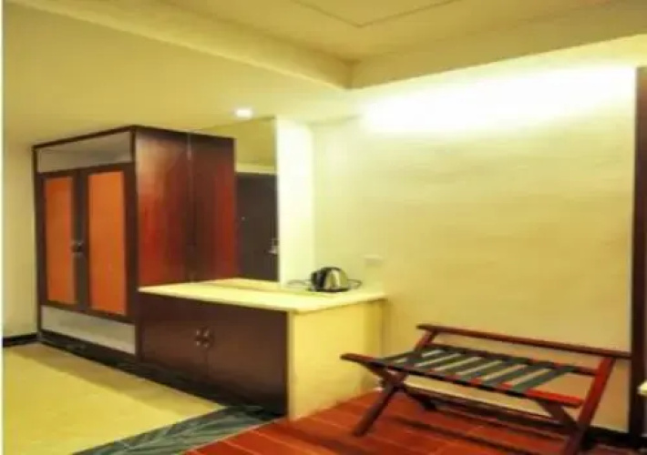Chinese City Hotel