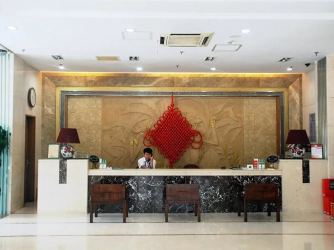 Hirun Jinan International