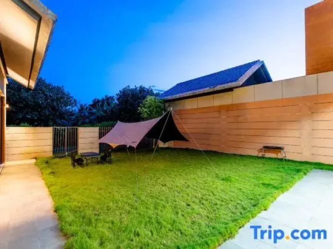 Seaside Courtyard Detached Villa