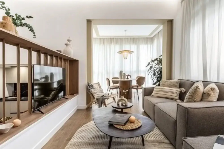 Formia - 2 Bedrooms in Azca