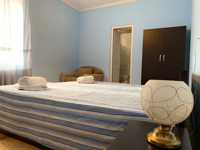 Guest house lela