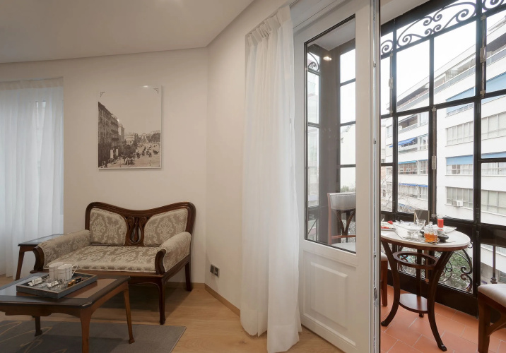 ICON Casona 1900 by Petit Palace