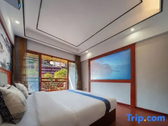 Standard Double room with river view