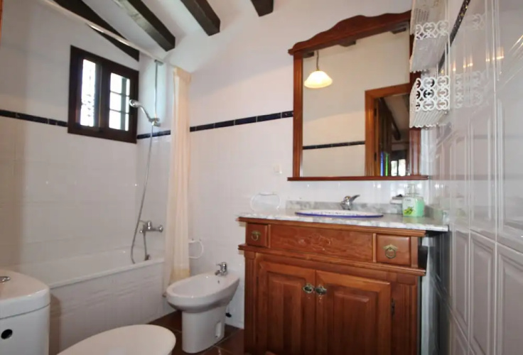 1075 Villa Rosa