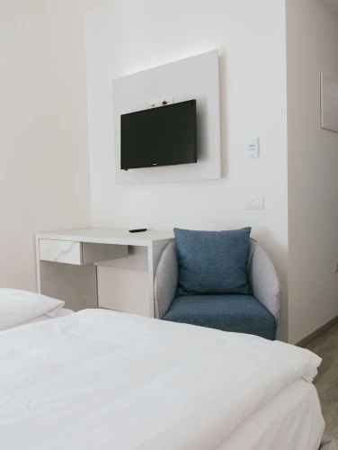 Suite with partial sea view