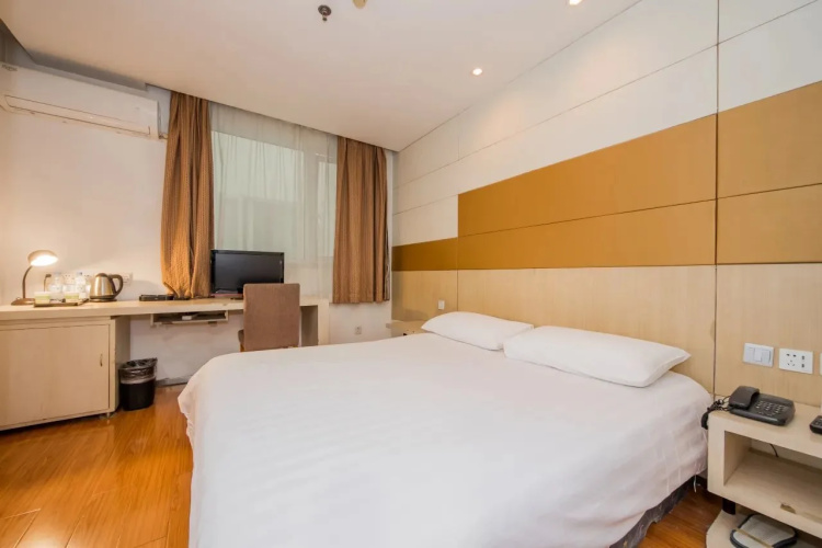 Motel 168 Sinan Road