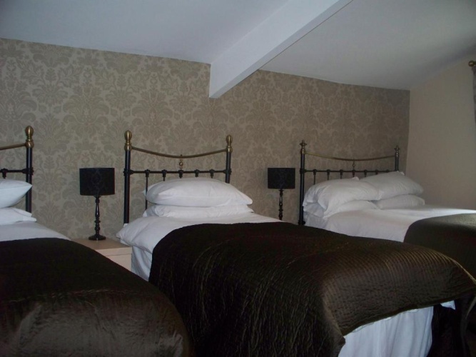 Standard Quadruple room
