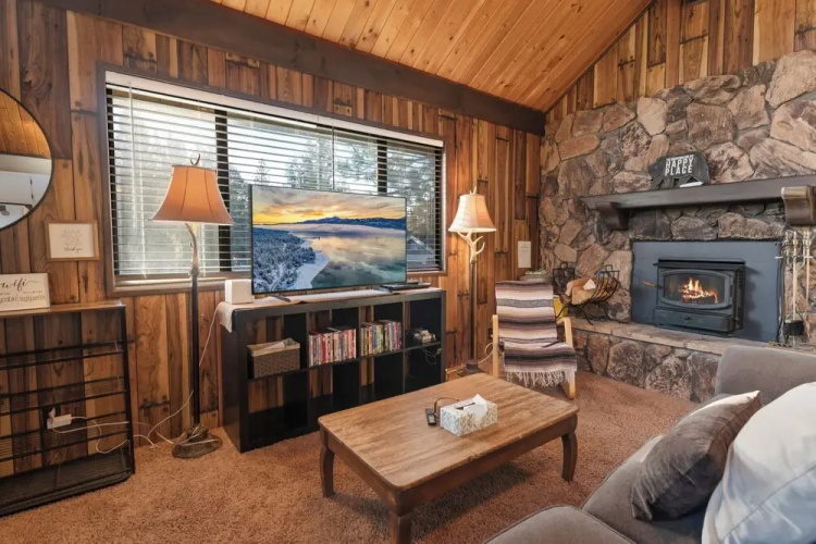 Cozy Cabin