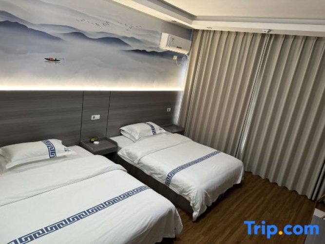 Luxury Twin room