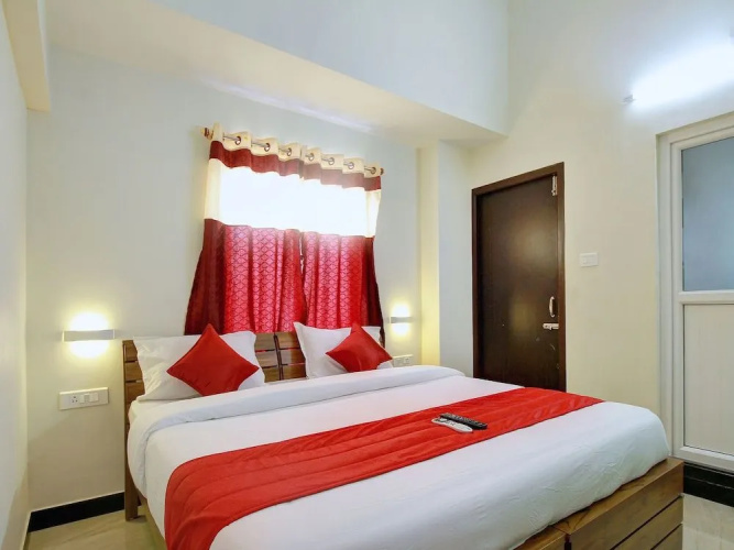 Oyo 14240 Mohan Residency