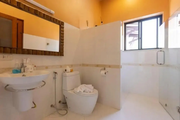 Private Villa Jacuzzi Great Area V170