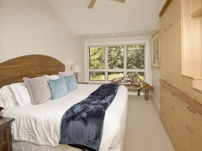Coldstream Townhome 38