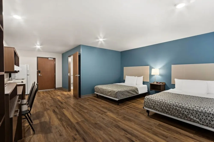 Quadruple Suite