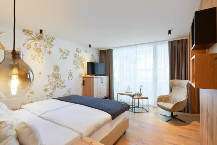 Premium Suite