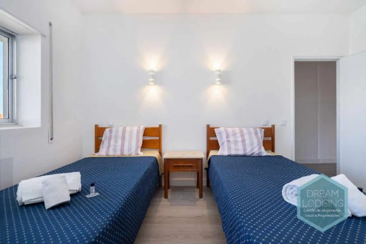 Artens 407 - Dream Lodging