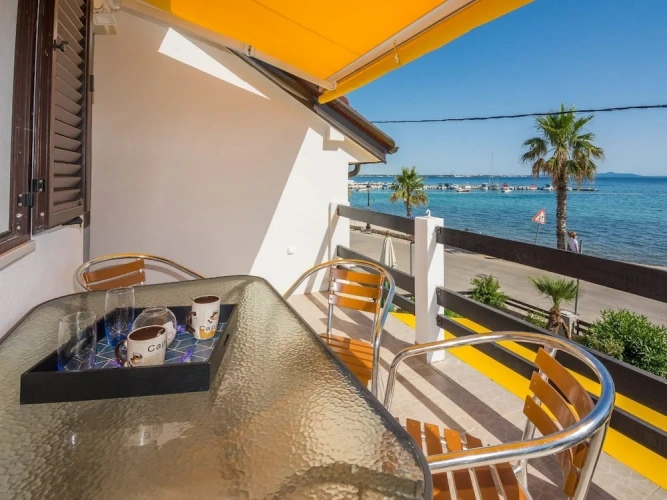 2 Bedrooms Apartment with balcony