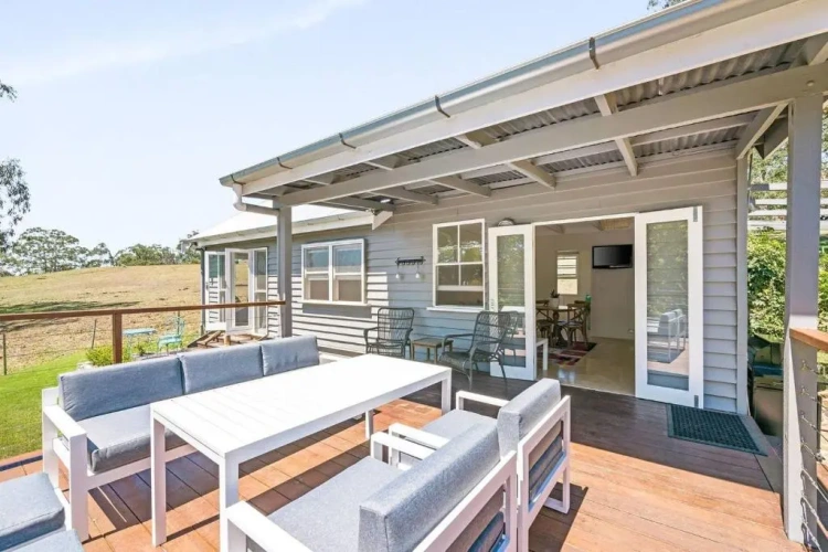 2 Bedrooms Cottage