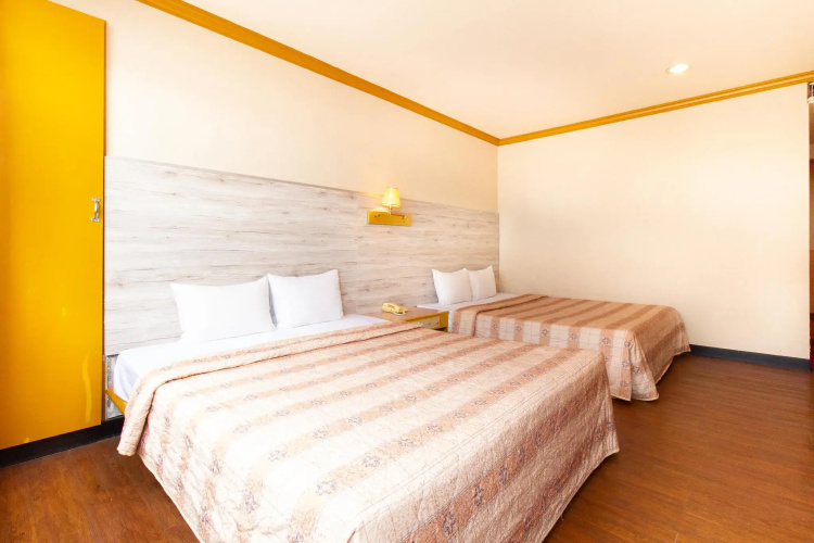 Hwa Nan Hotel