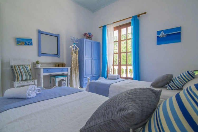 Paxos Blue