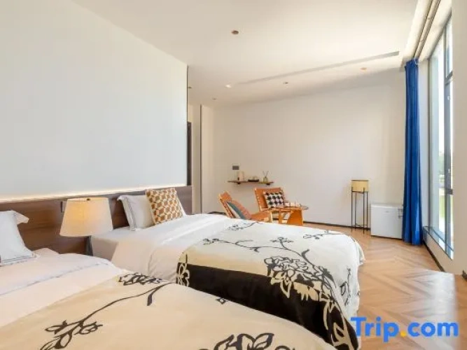 Deluxe Twin room with sea view