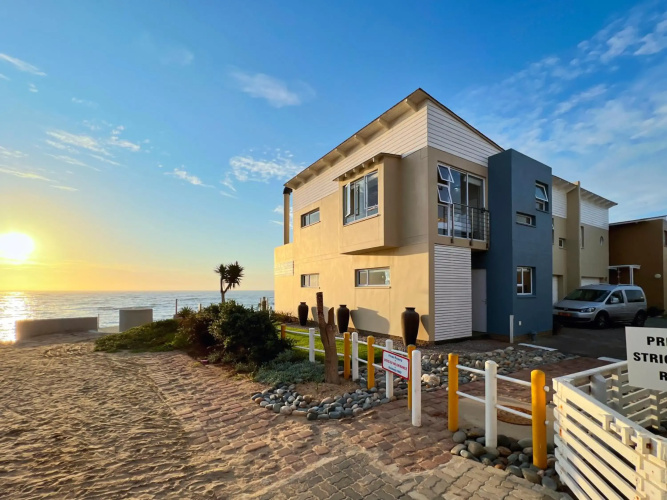 Waterfront Edge B5