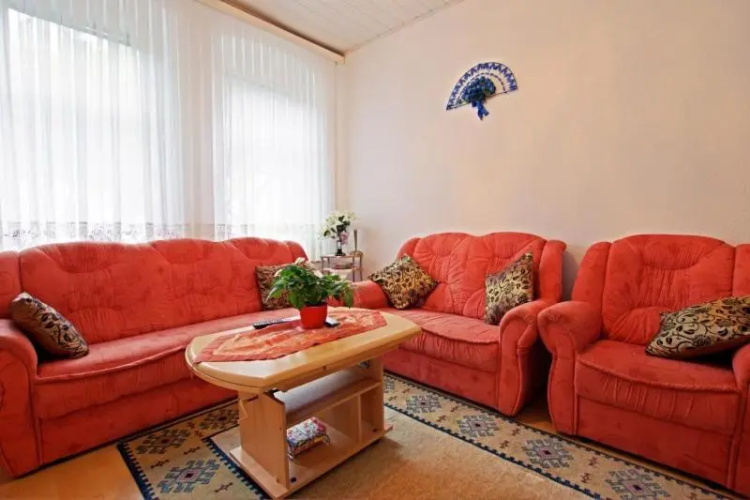 Id 4332  Private Apartment