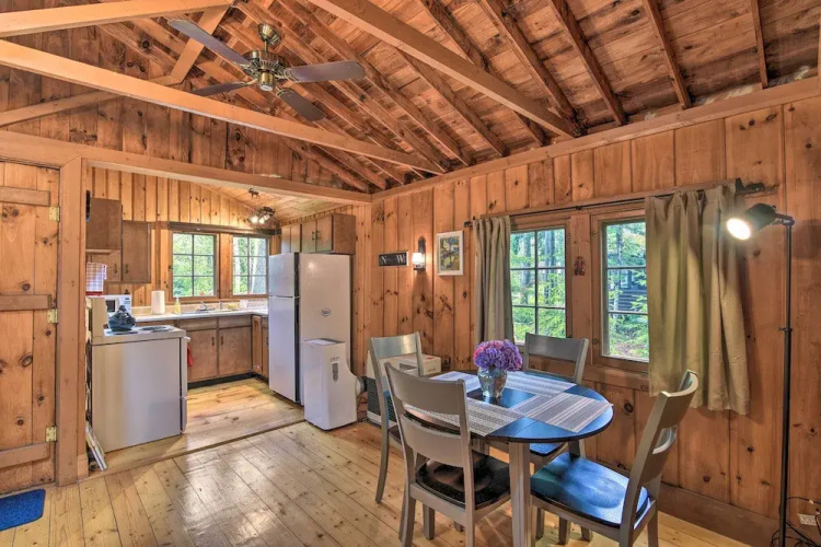 'sprucewold' Boothbay Harbor Cottage w/ Deck