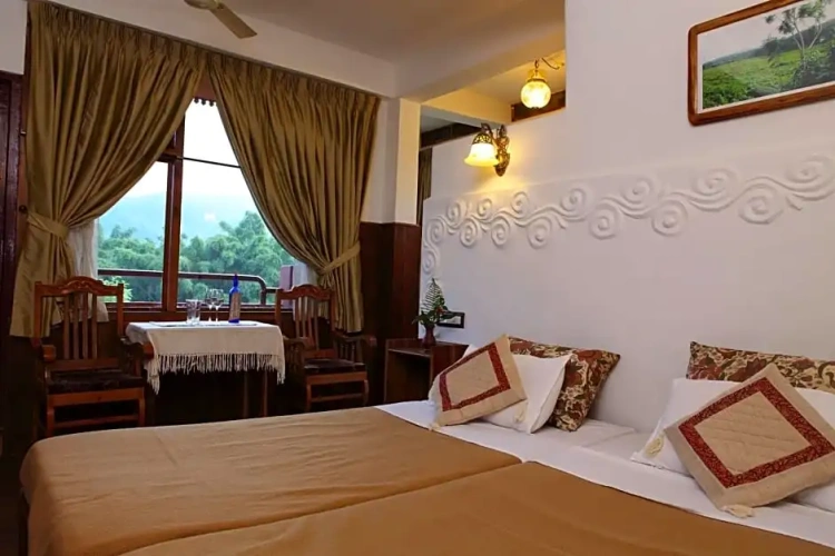 Suite with balcony and with view