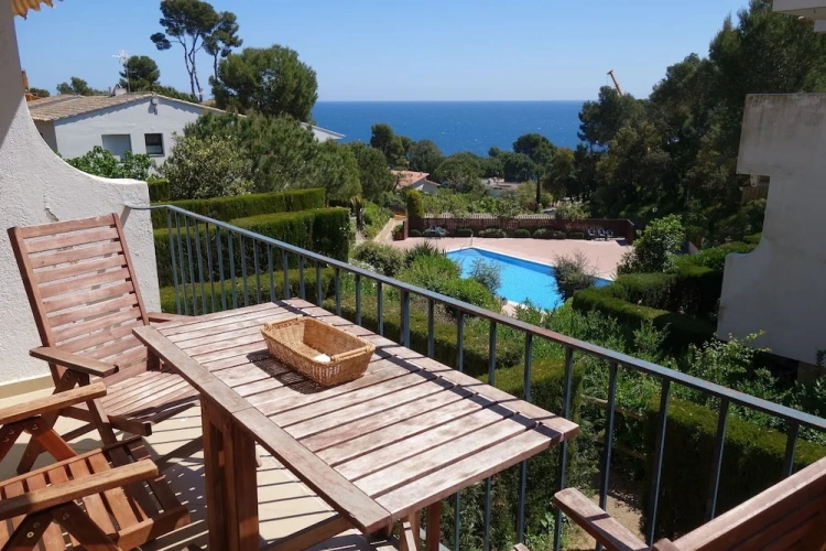 1 Bedroom Apartment with balcony