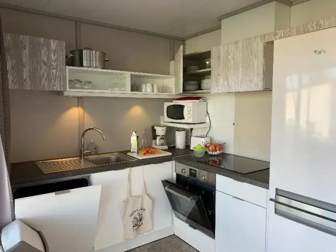 2 Bedrooms Bungalow
