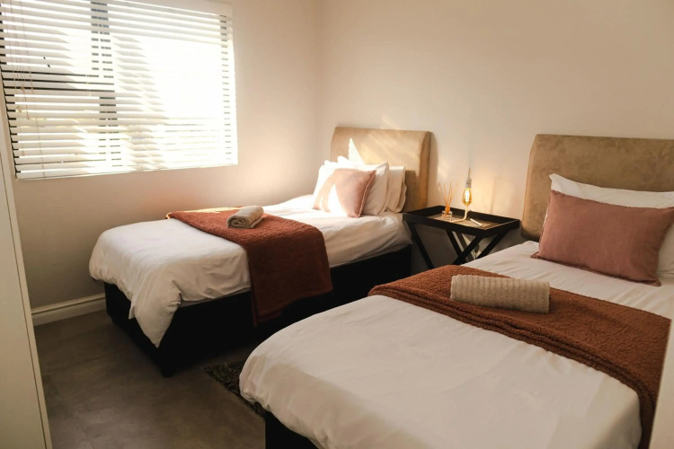 Modern 4 Sleeper Apartment