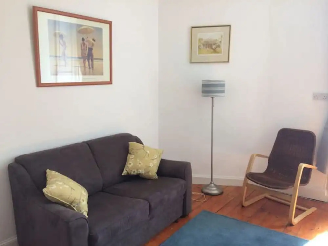 1 Bedroom Murrayfield Apartment