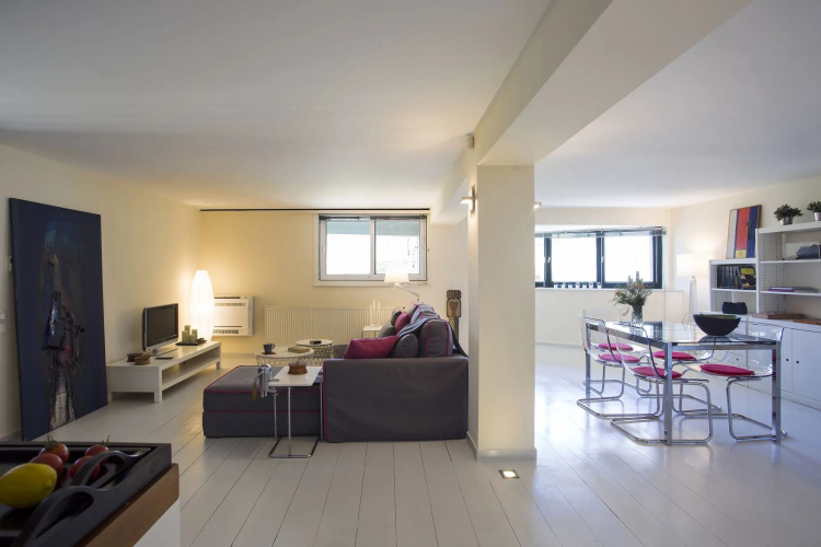 Posh & minimal studio