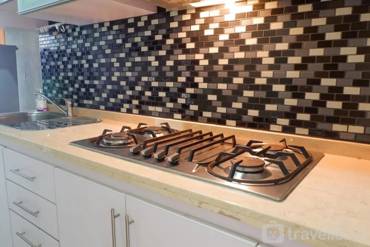 Best Spacious Hamptons Park Apartment