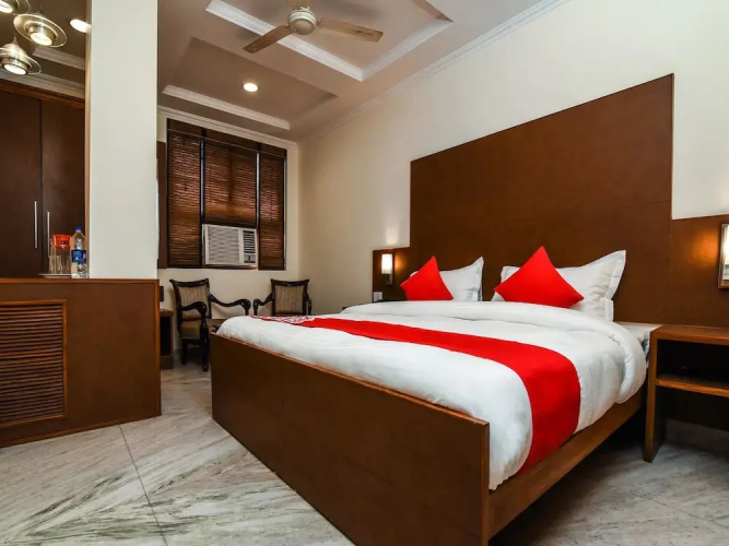 Oyo Flagship 14620 Kabila Karol Bagh
