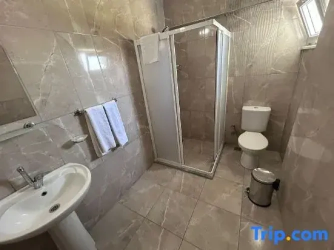 1 Bedroom Classic Quadruple room