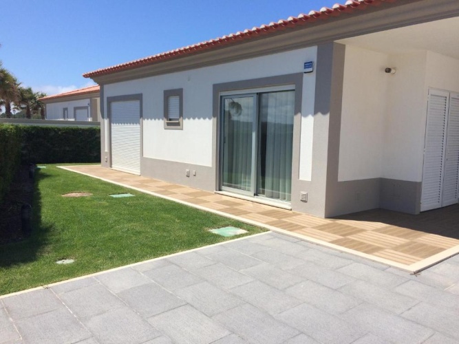 3 Bedrooms Villa