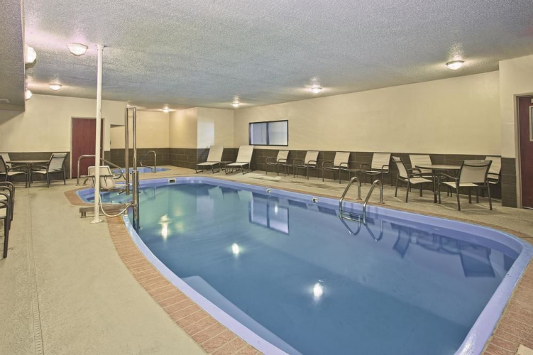 Ramada Limited Fairborn
