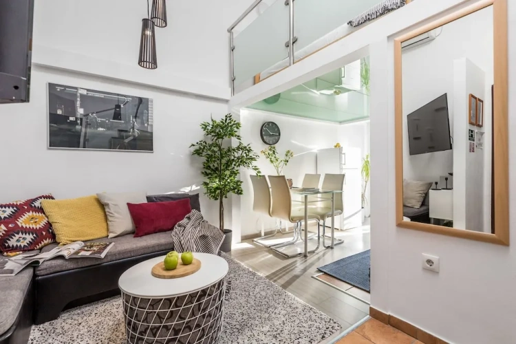 Studio with balcony and with sea view